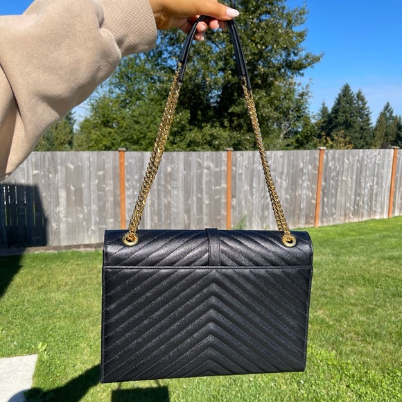 Authentic YSL LARGE ENVELOPE CHAIN BAG in Black - Picture 7 of 14